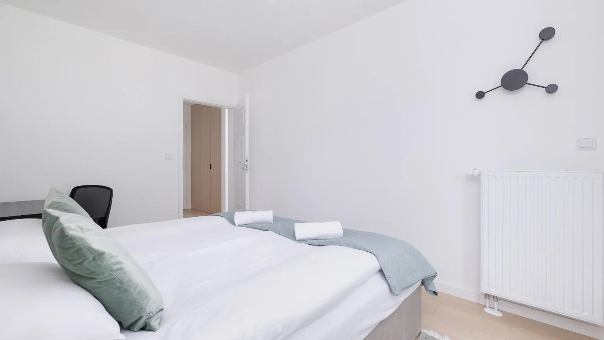Krowoderska Apartment With Balcony Near City Center By Rent Like Home Krakow