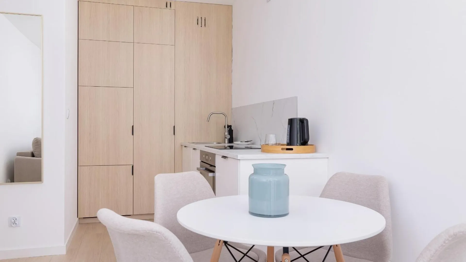 Krowoderska Apartment With Balcony Near City Center By Rent Like Home Krakow 0*,  Poland