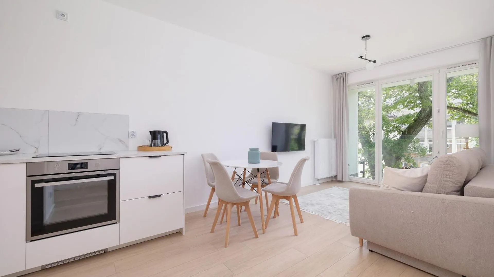 Krowoderska Apartment With Balcony Near City Center By Rent Like Home Krakow